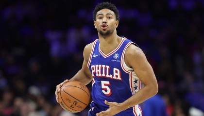 篮球-末节14分收比赛！格莱姆斯22中11&amp;8罚全中砍下31分3抢断！