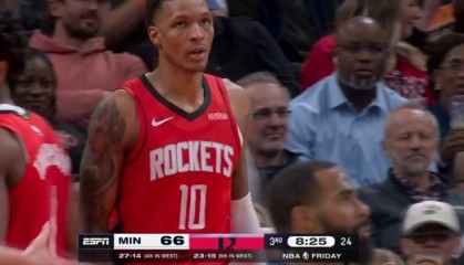 篮球-终于开张！小贾巴里·史密斯强突戈贝尔上篮2+1 本场个人首分！